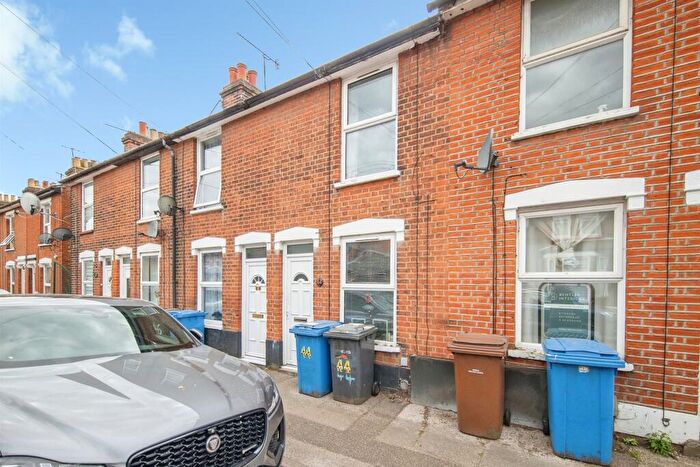 2 Bedroom Terraced House For Sale In Cullingham Road, Ipswich, IP1