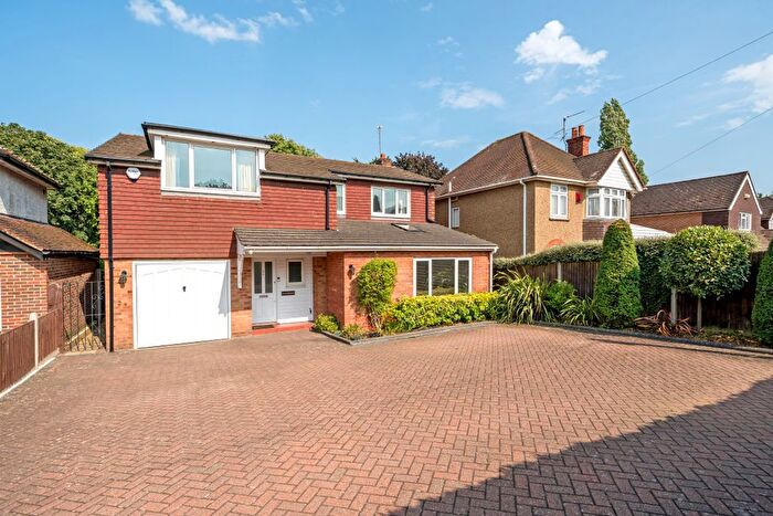 4 Bedroom Property To Rent In Braywick Road, Maidenhead, SL6