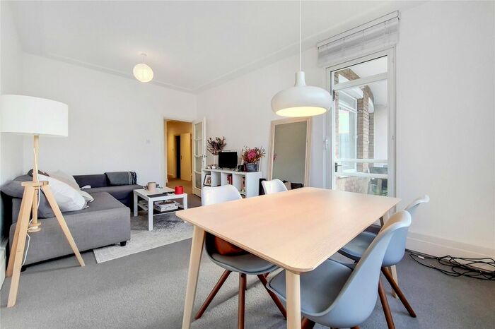2 Bedroom Flat To Rent In Meridien House, Upper Berkeley Street, W1H
