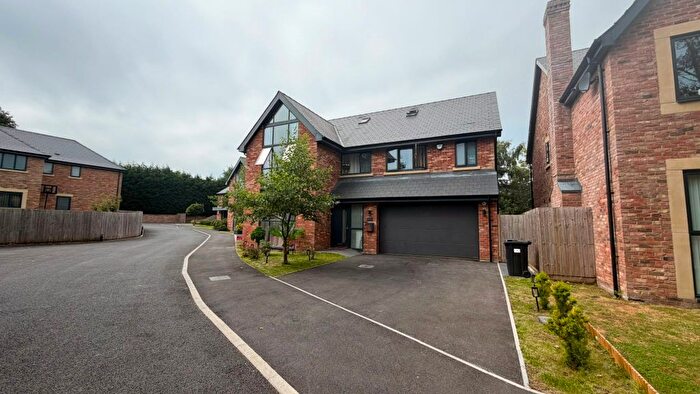 5 Bedroom Detached House For Sale In Nursery Close, Preston, PR2