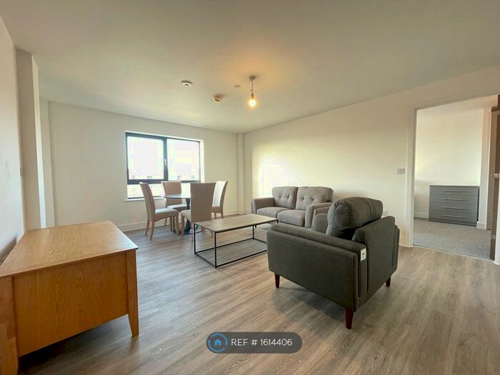 2 Bedroom Flat To Rent In Hurst Street, Liverpool, L1