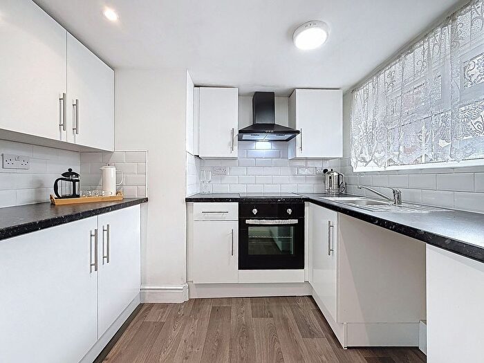 2 Bedroom Semi Detached House For Sale In Ball Road, Llanrumney, CF3