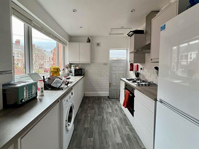 6 Bedroom Maisonette To Rent In Starbeck Avenue, Sandyford, NE2