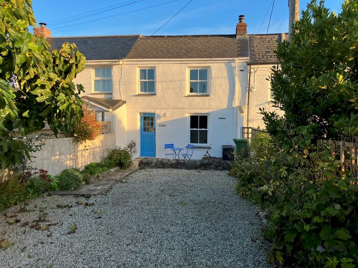 2 Bedroom Terraced House For Sale In Penwinnick Road, St. Agnes, TR5