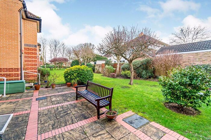 1 Bedroom Apartment For Sale In Dawtrey Court, Southampton, SO17