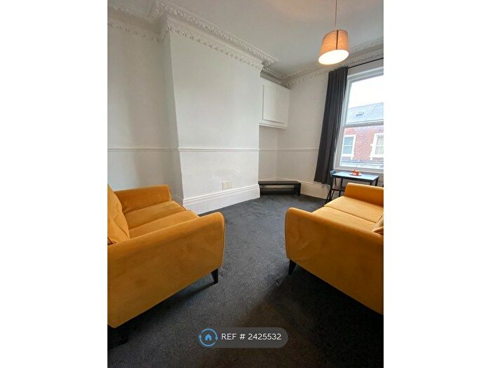 2 Bedroom Flat To Rent In Argyle Square, Sunderland, SR2