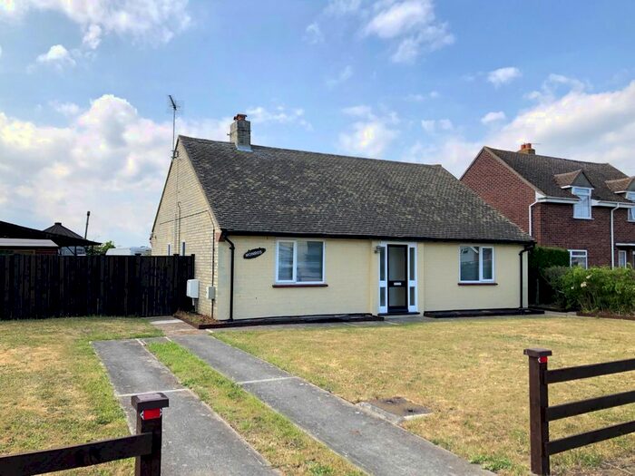 3 Bedroom Detached Bungalow To Rent In Brantham Hill, Brantham, Manningtree CO11