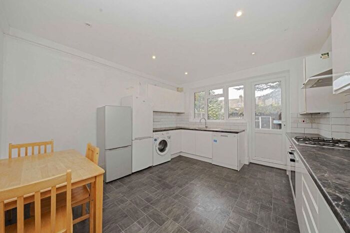4 Bedroom Property To Rent In Ashbourne Road, Mitcham, CR4