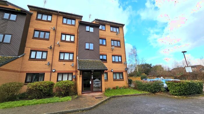 1 Bedroom Flat To Rent In Laymarsh Close, Belvedere, DA17