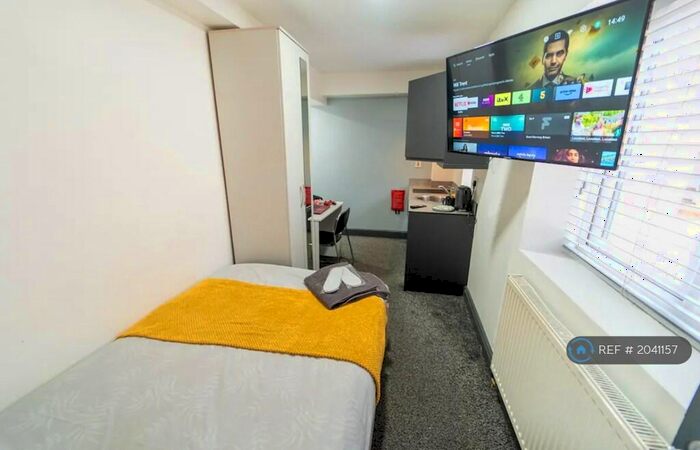 Studio To Rent In Bournbrook Road, Birmingham, B29