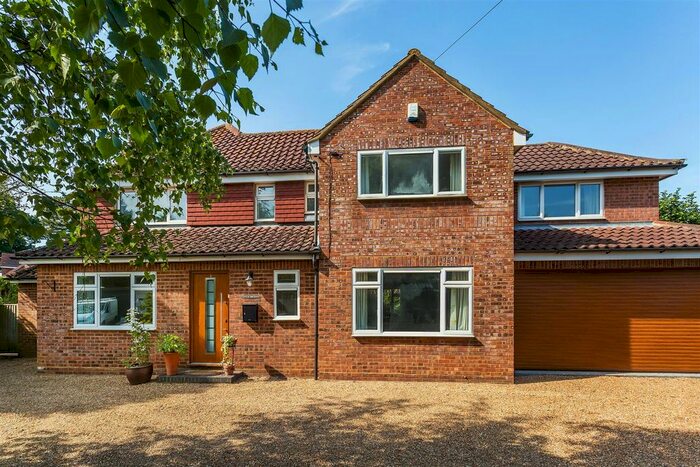 4 Bedroom Detached House To Rent In Send Marsh Road, Ripley, Woking GU23