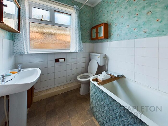 2 Bedroom Detached Bungalow For Sale In Vining Road, Prescot, L35