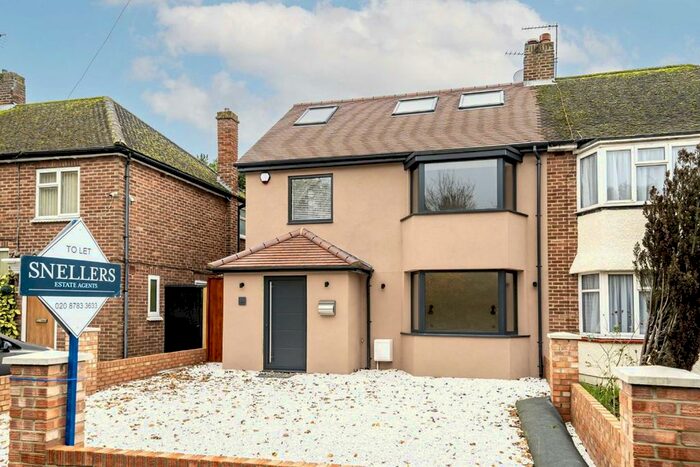 4 Bedroom Property To Rent In Pevensey Road, Feltham, TW13