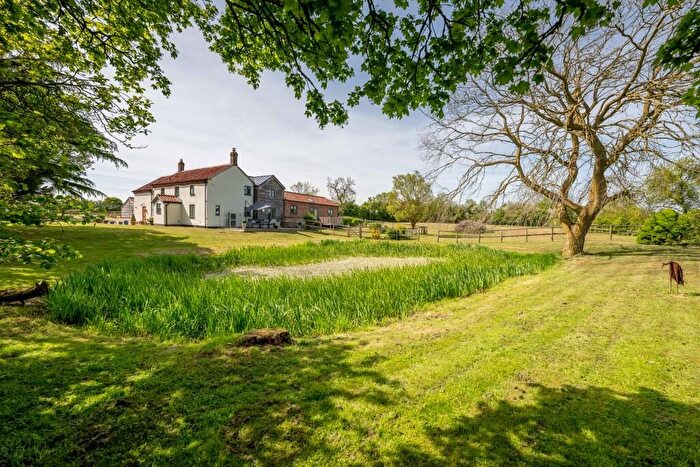 5 Bedroom Detached House For Sale In Stanfield, Dereham, NR20