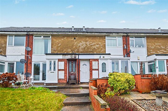 1 Bedroom Flat For Sale In Wood Drive, Rothwell, Leeds, West Yorkshire, LS26