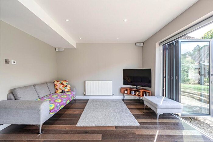 5 Bedroom Detached House For Sale In Ottershaw, Surrey, KT16