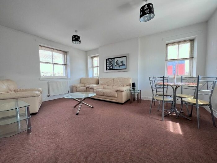 2 Bedroom Flat To Rent In South Victoria Dock Road (Sgl), City Quay, Dundee, DD1