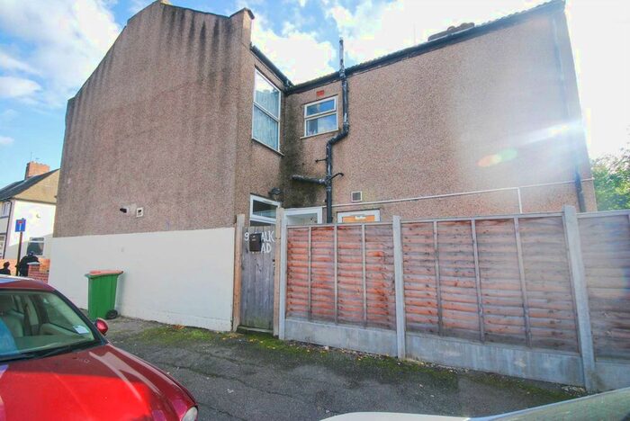 2 Bedroom Flat To Rent In Chalk Road, Plaistow E13