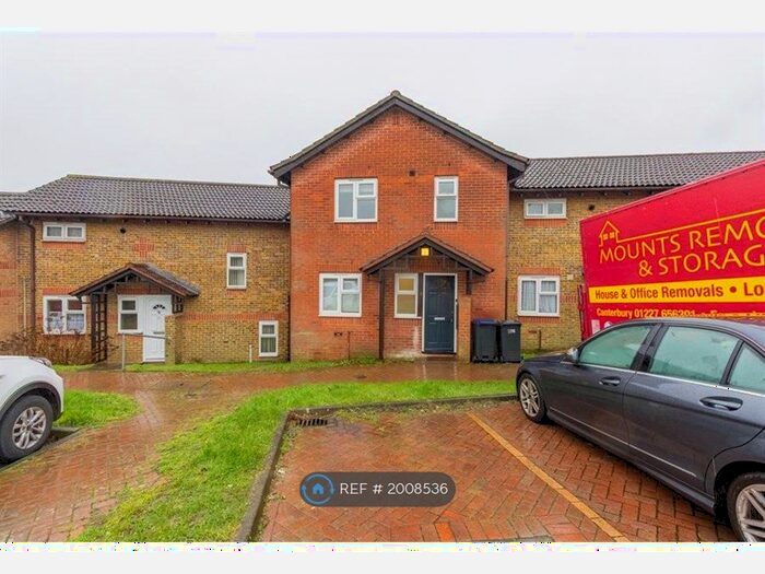 3 Bedroom Terraced House To Rent In Nonsuch Close, Canterbury, CT1