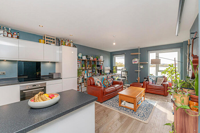 1 Bedroom Apartment For Sale In Brian Court, Rowland Road, London, N17