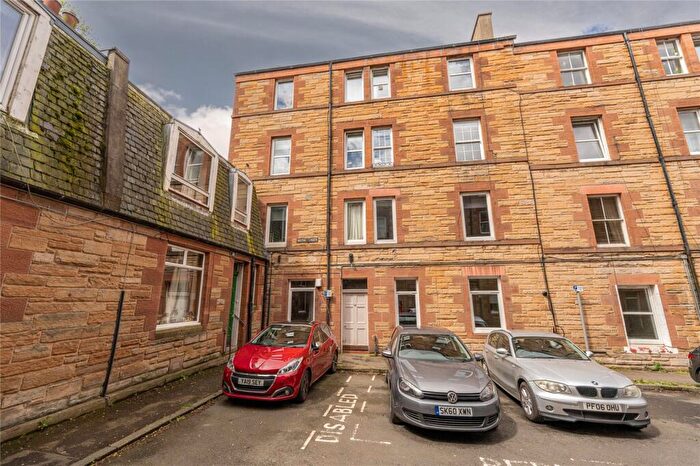 2 Bedroom Flat For Sale In / Milton Street, Edinburgh, EH8