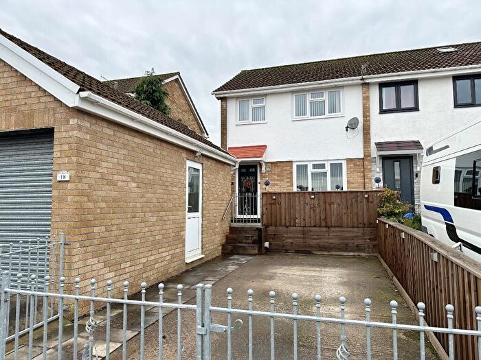 3 Bedroom Semi-Detached House For Sale In Caerleon Grove, Castle Park, Merthyr Tydfil, CF48
