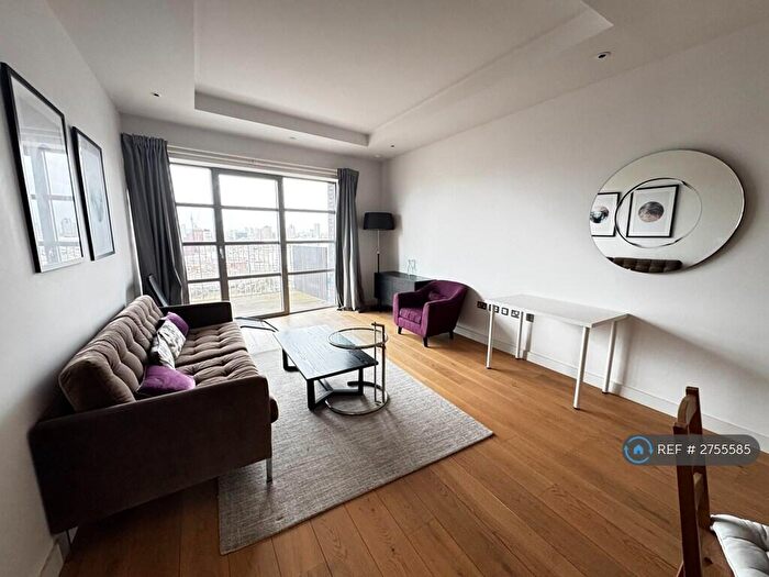 1 Bedroom Flat To Rent In Kent Building, London, E14
