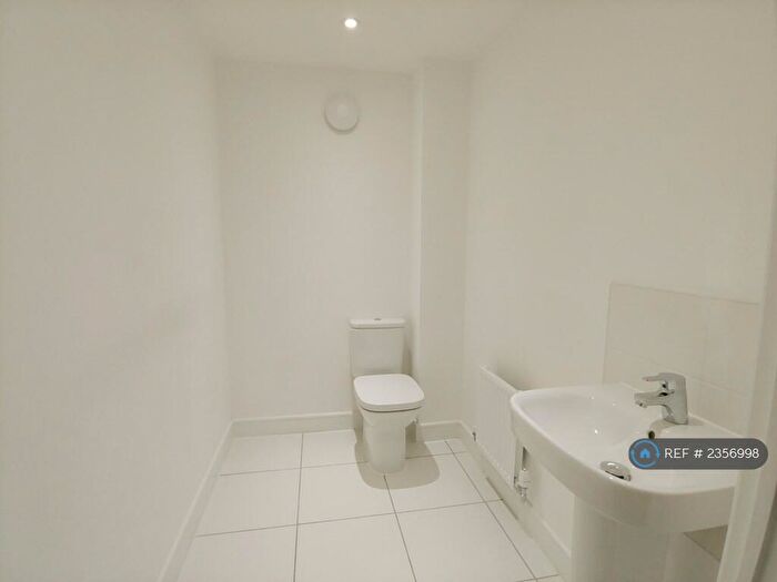 5 Bedroom Semi-Detached House To Rent In Edward Parker Road, Bristol, BS16
