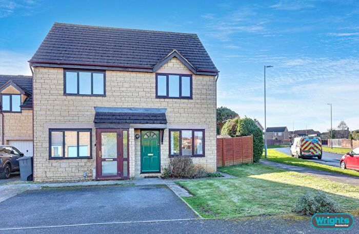 2 Bedroom Semi Detached House To Rent In Cheverell Close, Trowbridge, BA14