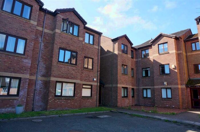 2 Bedroom Apartment To Rent In Mahon Court, Moodiesburn, G69