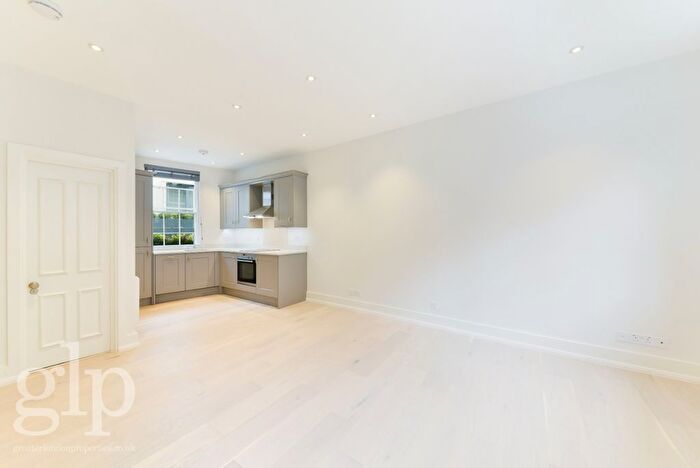 Studio To Rent In Shelton Street, Covent Garden, WC2H