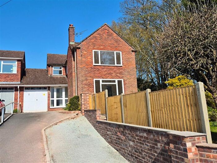 3 Bedroom Link Detached House To Rent In Ryelands Grove, Leominster, HR6