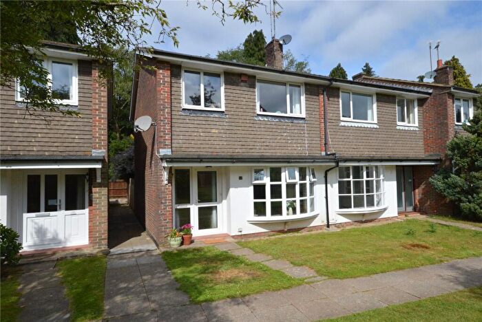 3 Bedroom End Of Terrace House For Sale In Court Close, Liphook, Hampshire, GU30