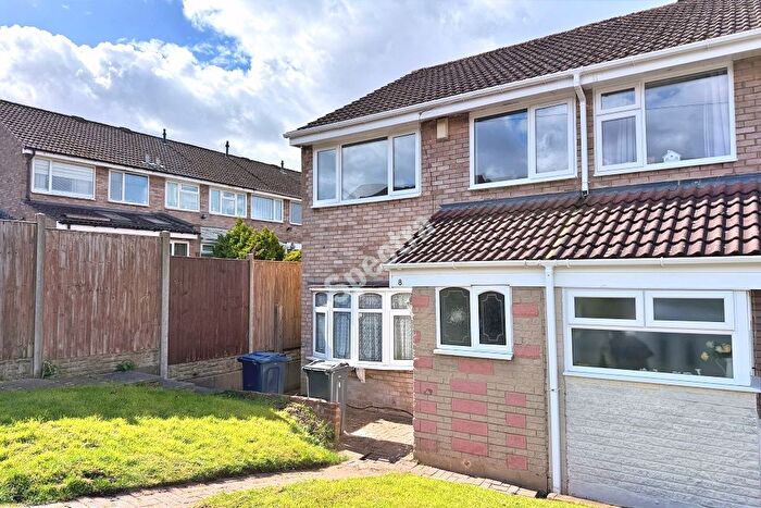 3 Bedroom Terraced House To Rent In Pitcairn Close, Stirchley, Birmingham, B30
