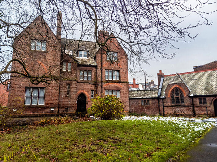 1 Bedroom House Of Multiple Occupation To Rent In St Margaret's Vicarage, Princes Road, Liverpool, L8