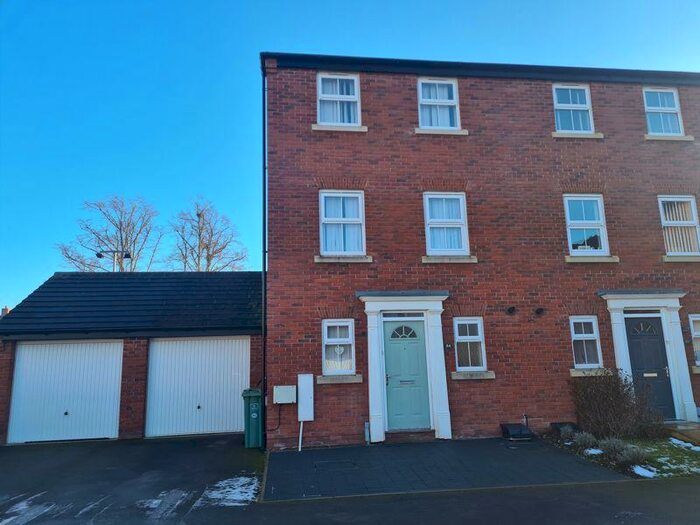 3 Bedroom Semi-Detached House To Rent In St. Georges Parkway, Stafford, ST16