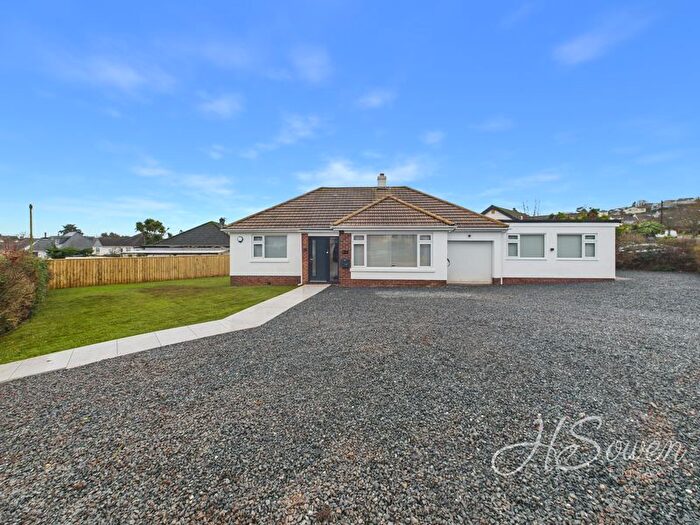 3 Bedroom Bungalow For Sale In Linacre Road, Torquay, TQ2