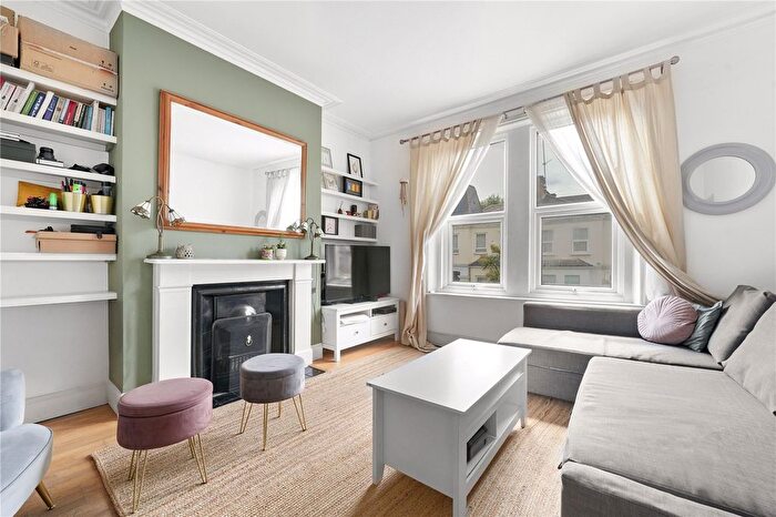 2 Bedroom Flat To Rent In Langdon Park Road, N6