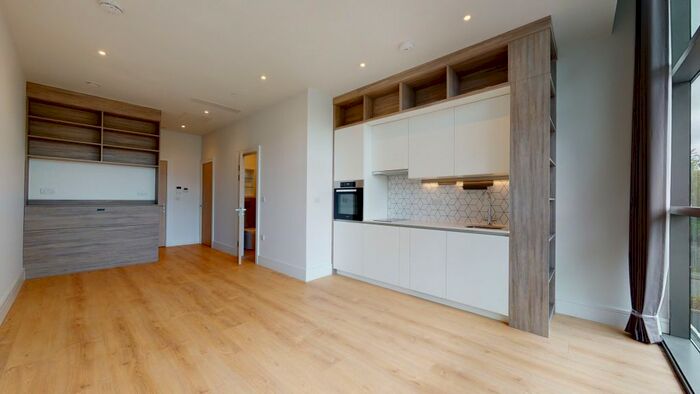 Studio To Rent In Station Road, Addlestone, KT15