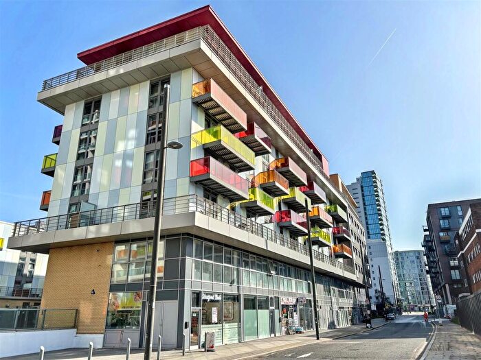 1 Bedroom Apartment For Sale In Warton Road, Stratford, London, E15