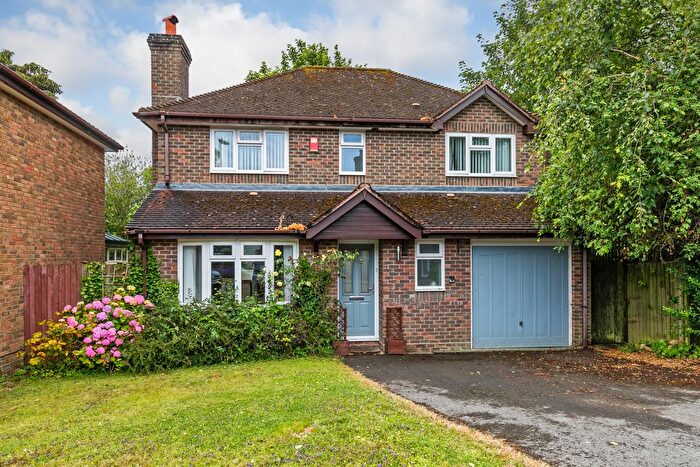 4 Bedroom Detached House For Sale In Cedarwood, Kings Worthy, Winchester, SO23