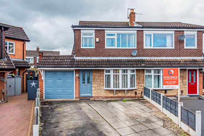 3 Bedroom Semi Detached House For Sale In Corfe Close, Flixton, Manchester, M41