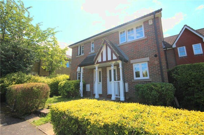 2 Bedroom Semi-Detached House To Rent In Fawcett Close, London, SW16