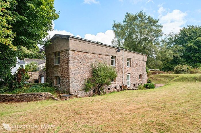 3 Bedroom Detached House For Sale In Pound Barn, Compton, Marldon, TQ3