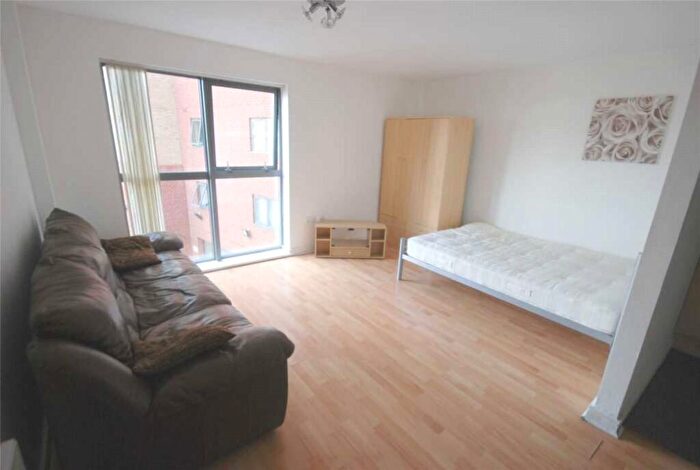 1 Bedroom Flat To Rent In Lincoln Gate, Red Bank, Green Quarter, Manchester, M4
