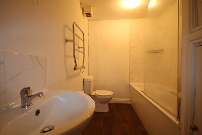 2 Bedroom Apartment To Rent In York House, City Centre - Available October, DE1