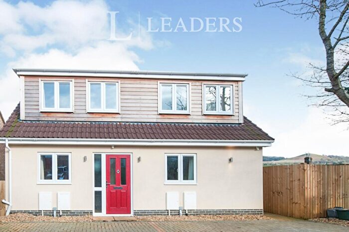 3 Bedroom Semi-Detached House To Rent In Holywell Road, GL11