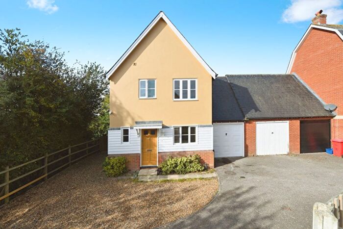 3 Bedroom Link Detached House For Sale In Kings Farm Meadow, Tillingham, Southminster, Essex, CM0