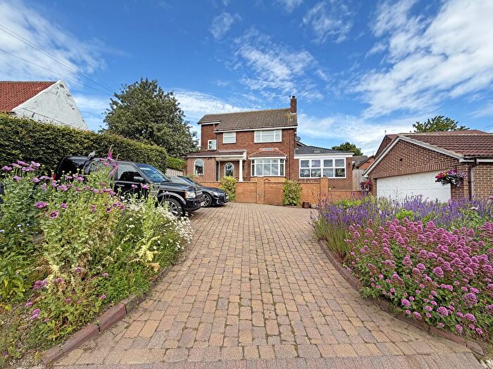 4 Bedroom Detached House For Sale In The Green, Hartlepool, TS27
