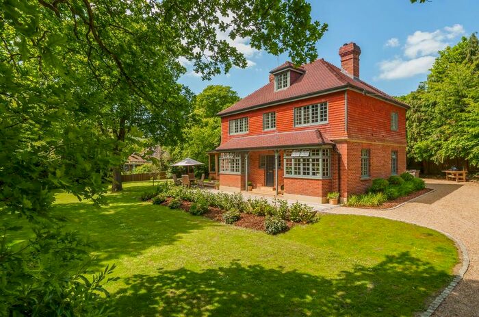 5 Bedroom Detached House For Sale In Old Forewood Lane, Crowhurst, Battle, TN33